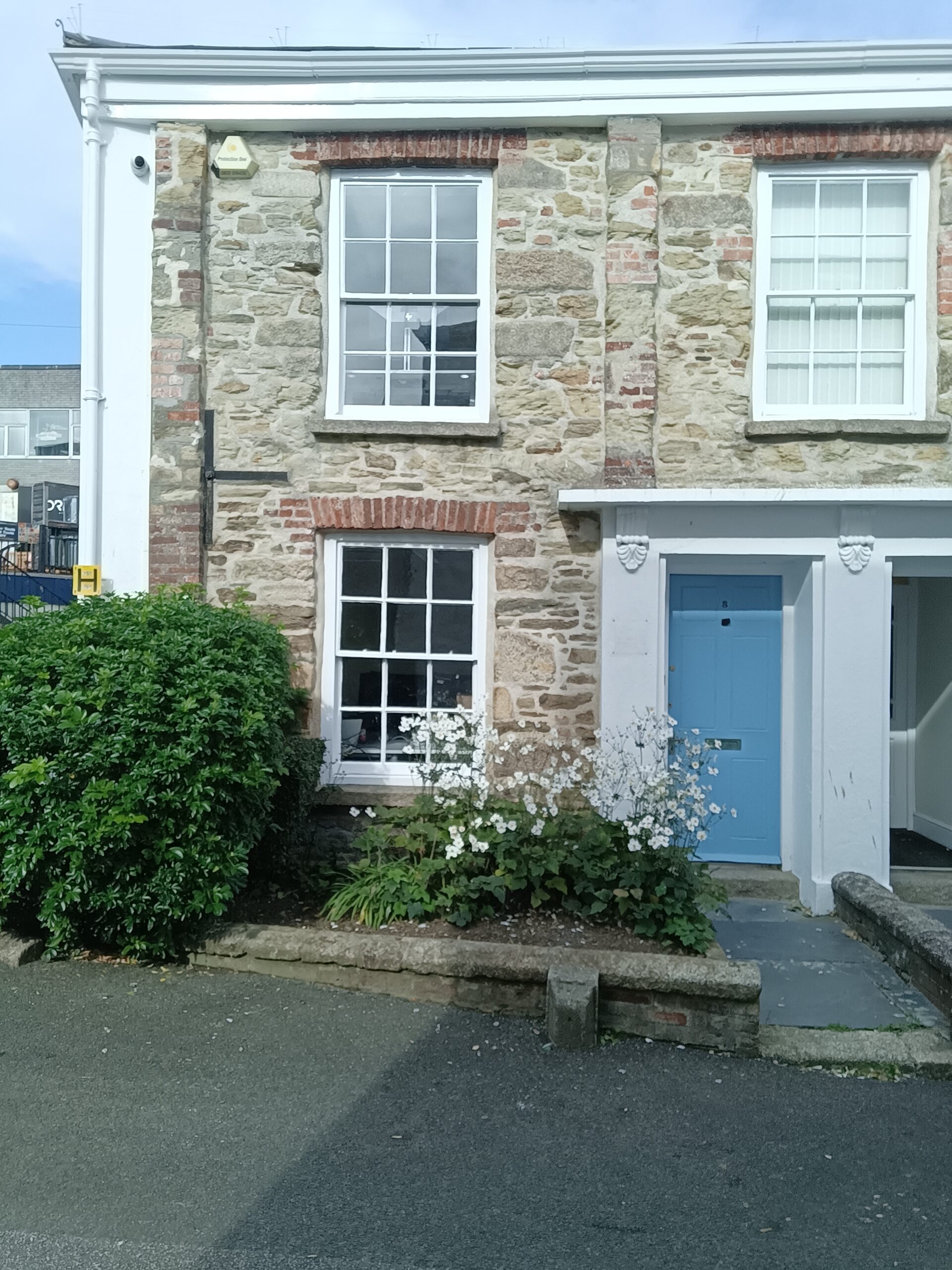 18 Lemons Street